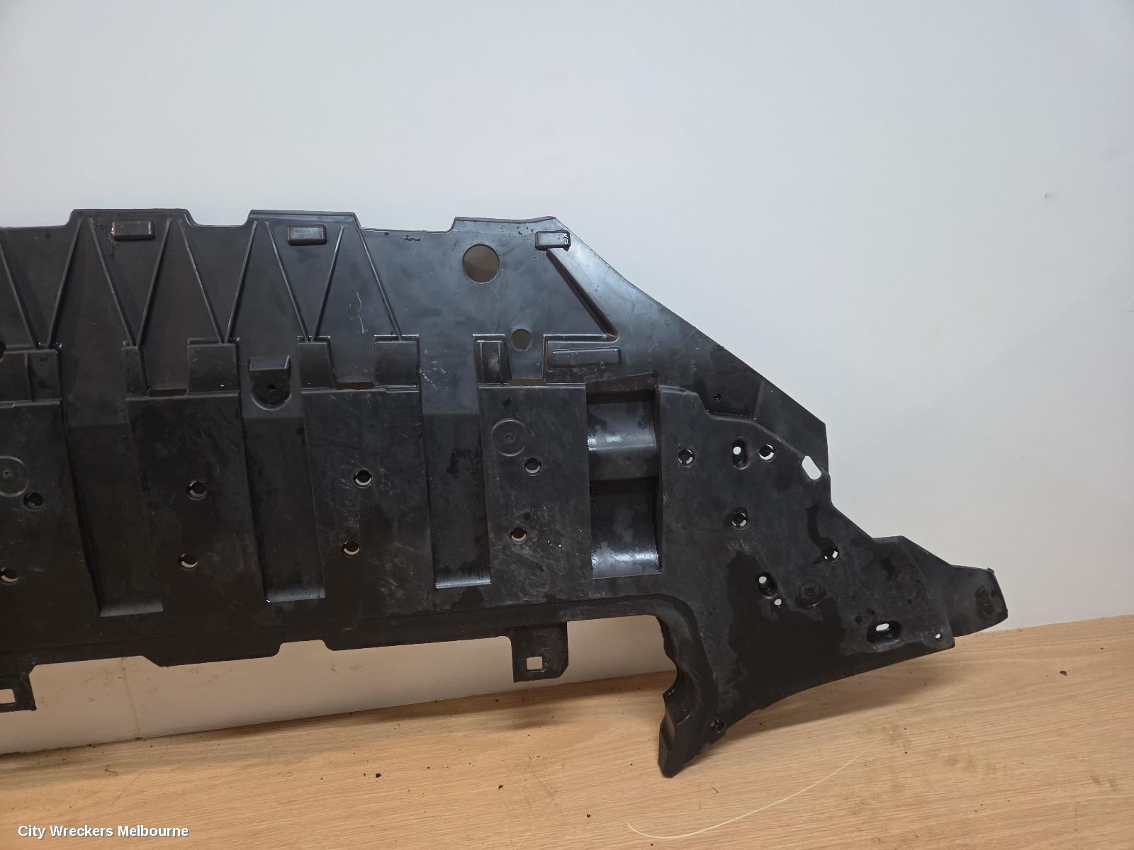VOLVO XC60, GEN 2, 04/2017 ONWARDS, UNDER BUMPER BAR TRAY : 147136