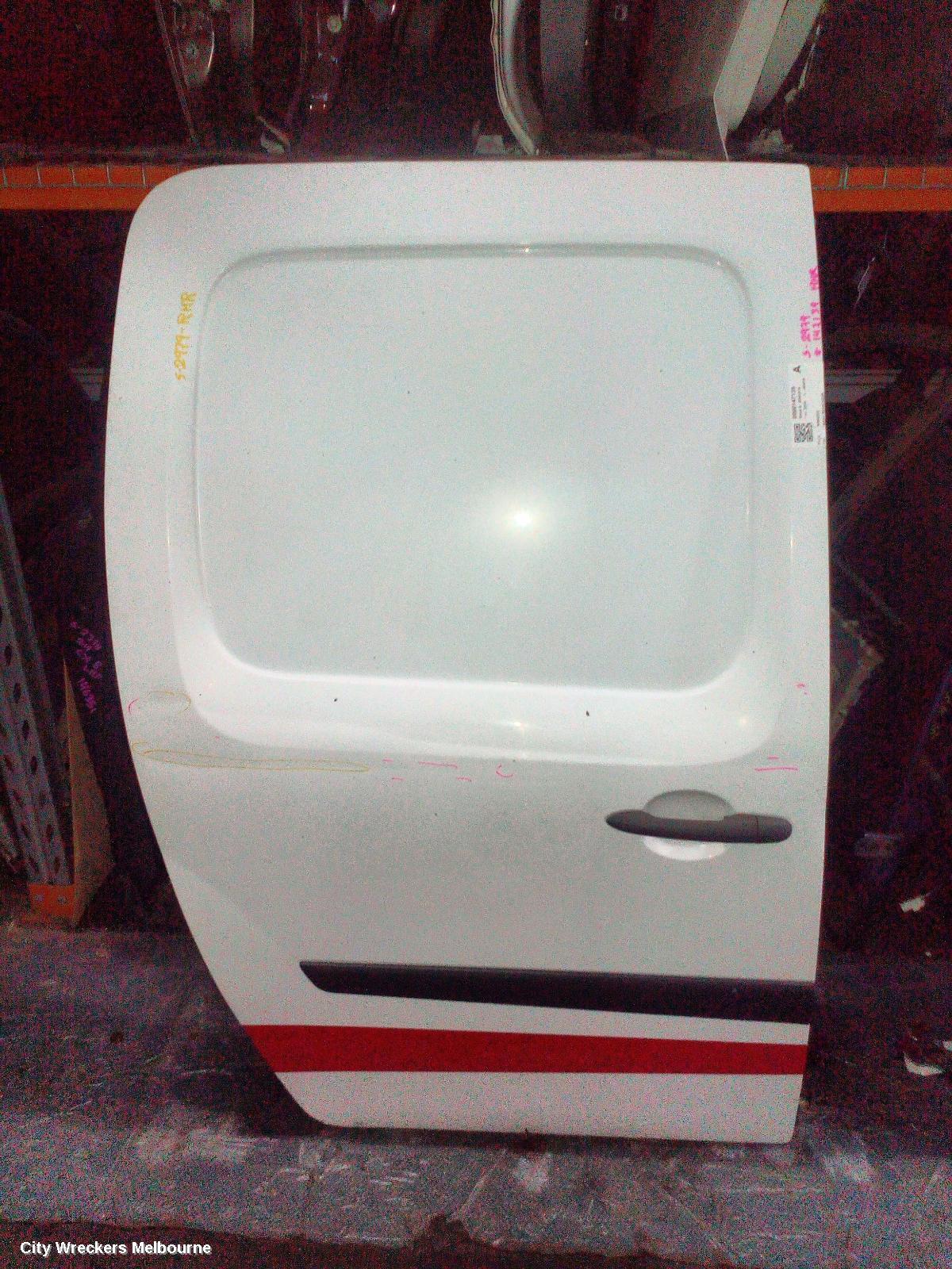 RENAULT KANGOO RIGHT REAR DOOR, X61, PANEL TYPE SLIDING DOOR, 10/2010 - 02/2022