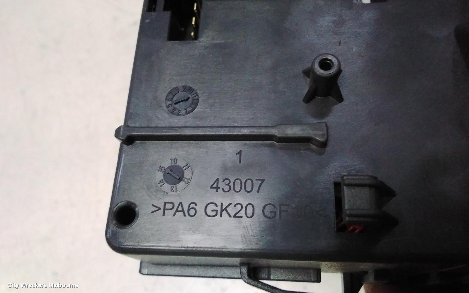 RENAULT KANGOO COMBINATION SWITCH, COMBINATION SWITCH ASSY, NON FOG, X61, 02/2015 - 02/2022