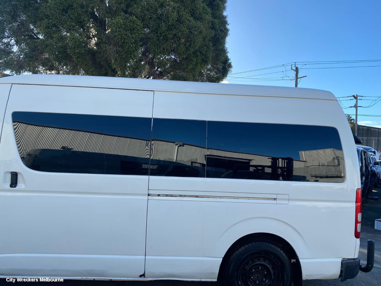 TOYOTA HIACE RIGHT GUARD, TRH/KDH, CORNER PANEL, 03/2005 - 04/2019