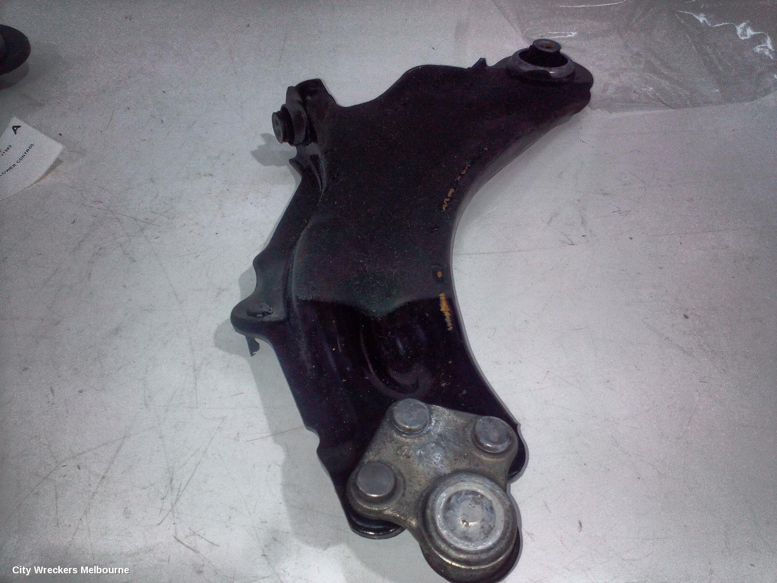 RENAULT KANGOO RIGHT FRONT LOWER CONTROL ARM, X61, 09/2013 - 02/2022