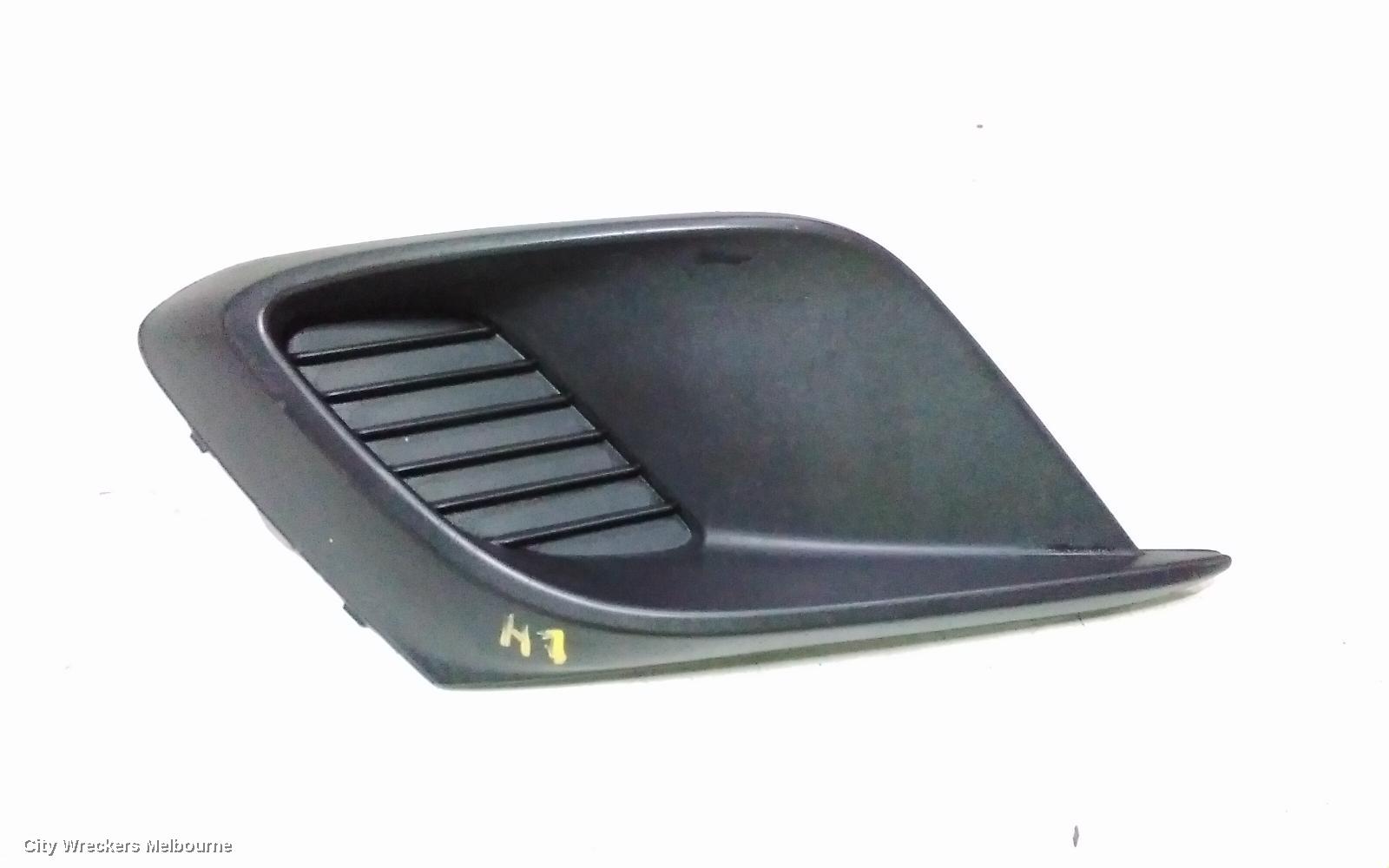 MAZDA 3 LEFT INDICATOR/FOG/SIDE, BUMPER FLASHER, BM, 11/2013 - 05/2016