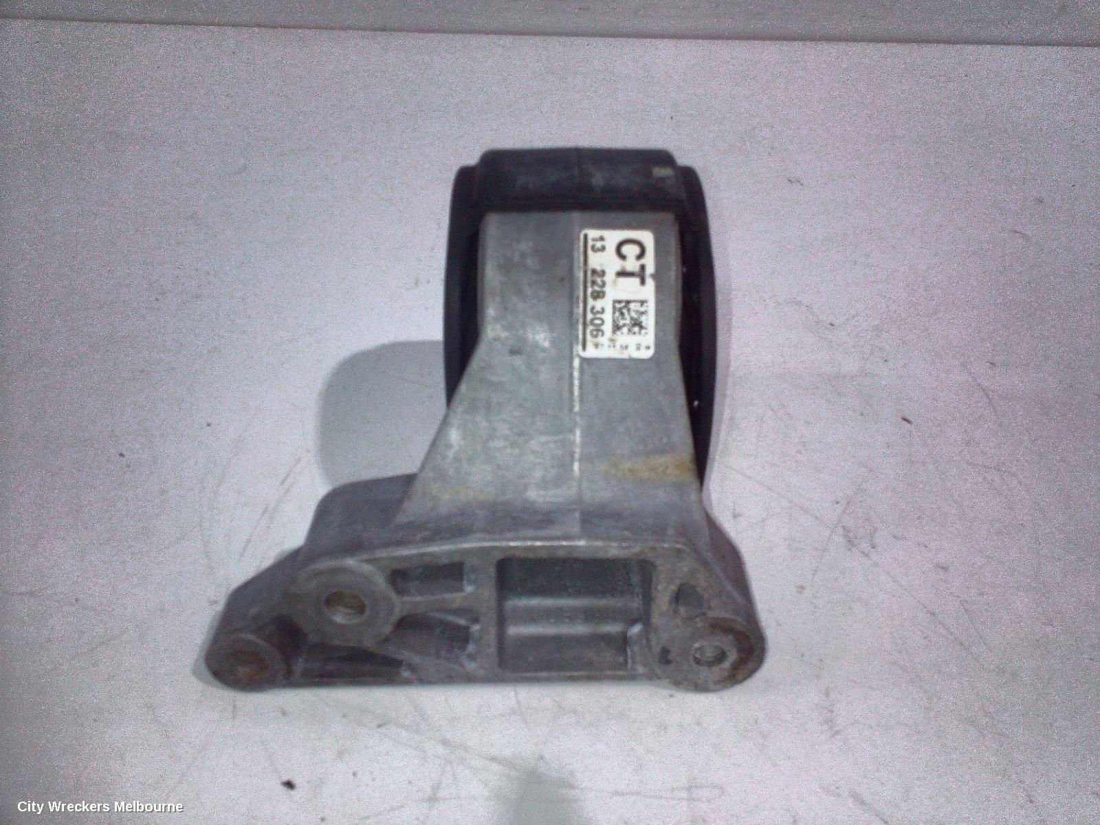 HOLDEN INSIGNIA MOUNT, GA, 02/2015 - 01/2017