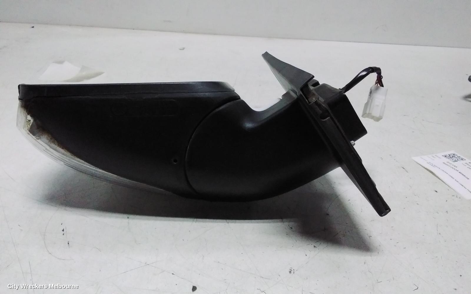 LDV G10 LEFT DOOR MIRROR, SV7A, W/ MANUAL FOLD, NON CAMERA TYPE, COLOUR CODED, WAGON, 04/2015 - 08/2022