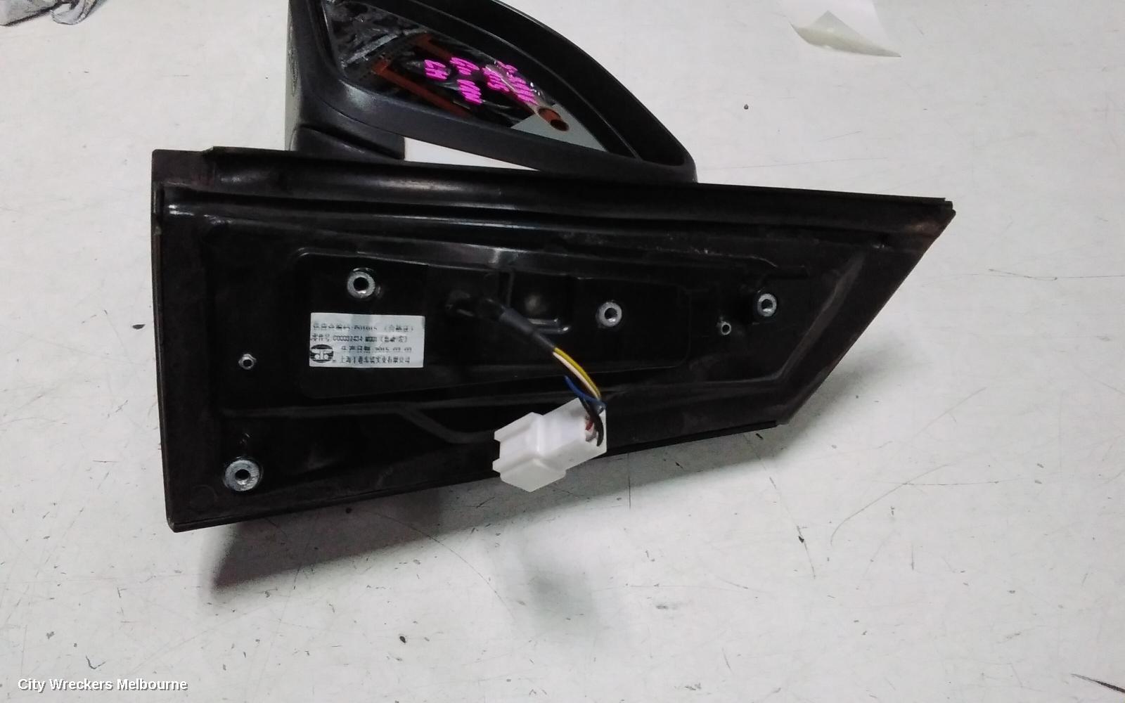 LDV G10 LEFT DOOR MIRROR, SV7A, W/ MANUAL FOLD, NON CAMERA TYPE, COLOUR CODED, WAGON, 04/2015 - 08/2022