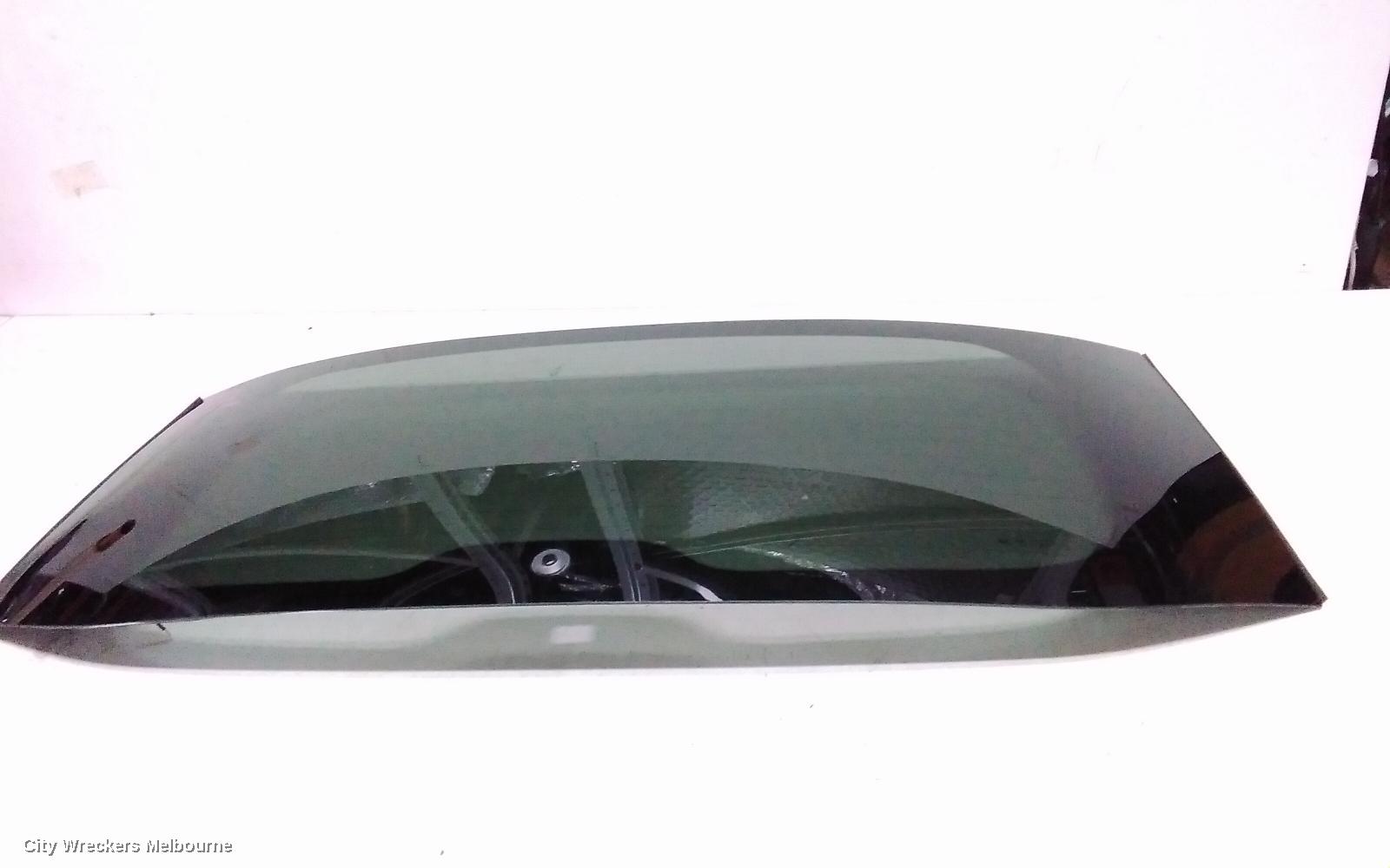 LDV G10 REAR/TAILGATE GLASS, LIFTGATE GLASS, W/ WIPER HOLE TYPE, SV7A/SV7C, WAGON/VAN, 04/2015 ONWARDS