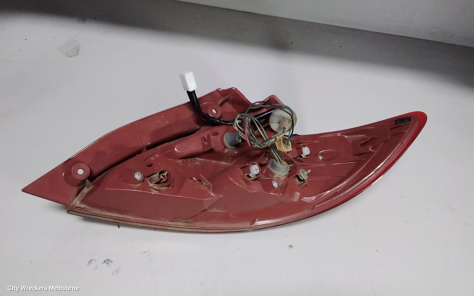 MAZDA 2 LEFT TAILLIGHT, HATCH, DE SERIES, 09/2007 - 09/2014