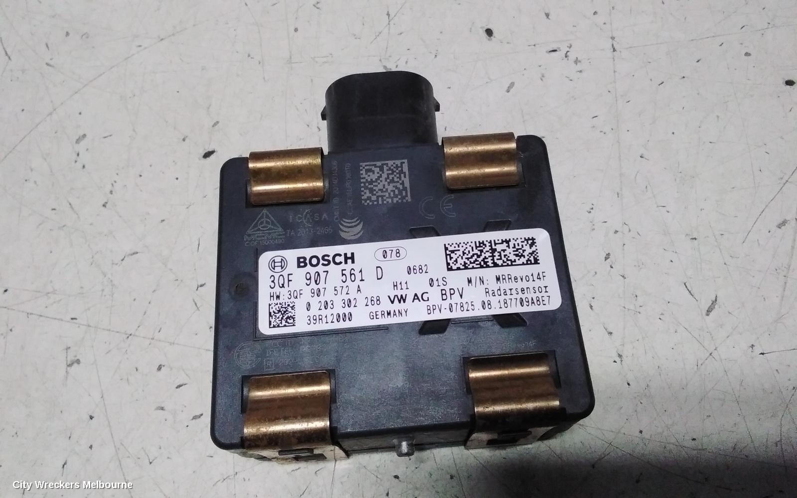 VOLKSWAGEN GOLF, GEN 7, 11/2012 - 08/2020, 3QF 907 561 D ~ FRONT RADAR MODULE: 147427