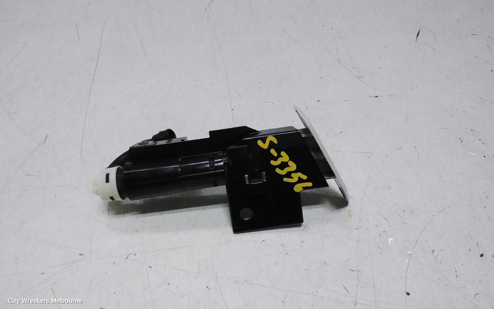 SUBARU LIBERTY WASHER JET, 5TH GEN 09/2009 - 11/2014