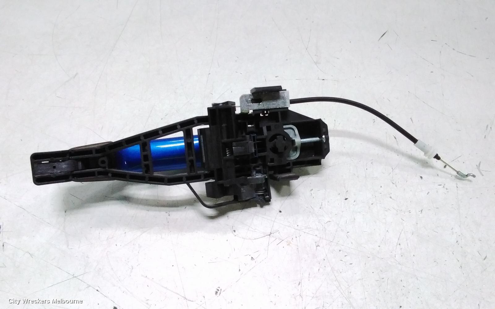 FORD FOCUS DOOR HANDLE, OUTER, LH REAR/RH REAR, LW, COLOUR CODED, NON KEYLESS ENTRY TYPE, 05/2011 - 08/2015