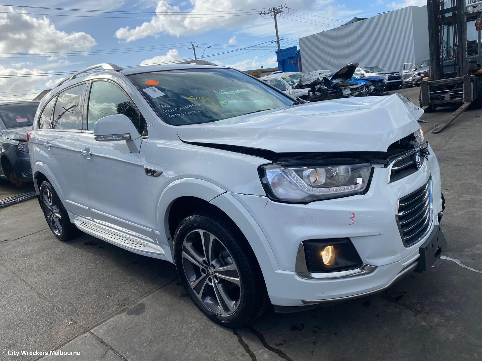 HOLDEN CAPTIVA RIGHT FRONT DOOR, CG, LS/LT/LTZ (4TH VIN = C), W/ KEYLESS ENTRY TYPE, 12/2013 - 06/2018