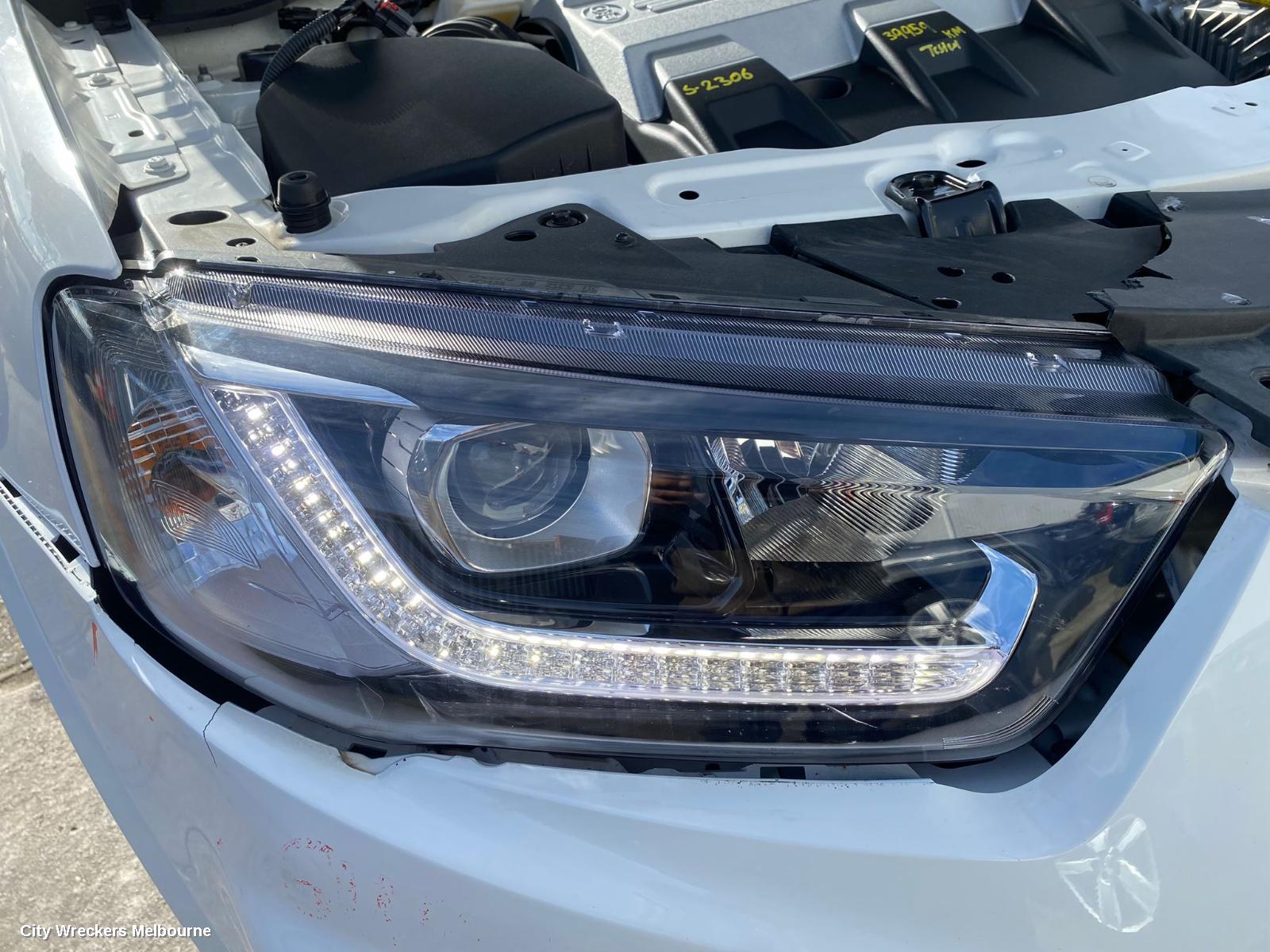 HOLDEN CAPTIVA RIGHT FRONT DOOR, CG, LS/LT/LTZ (4TH VIN = C), W/ KEYLESS ENTRY TYPE, 12/2013 - 06/2018