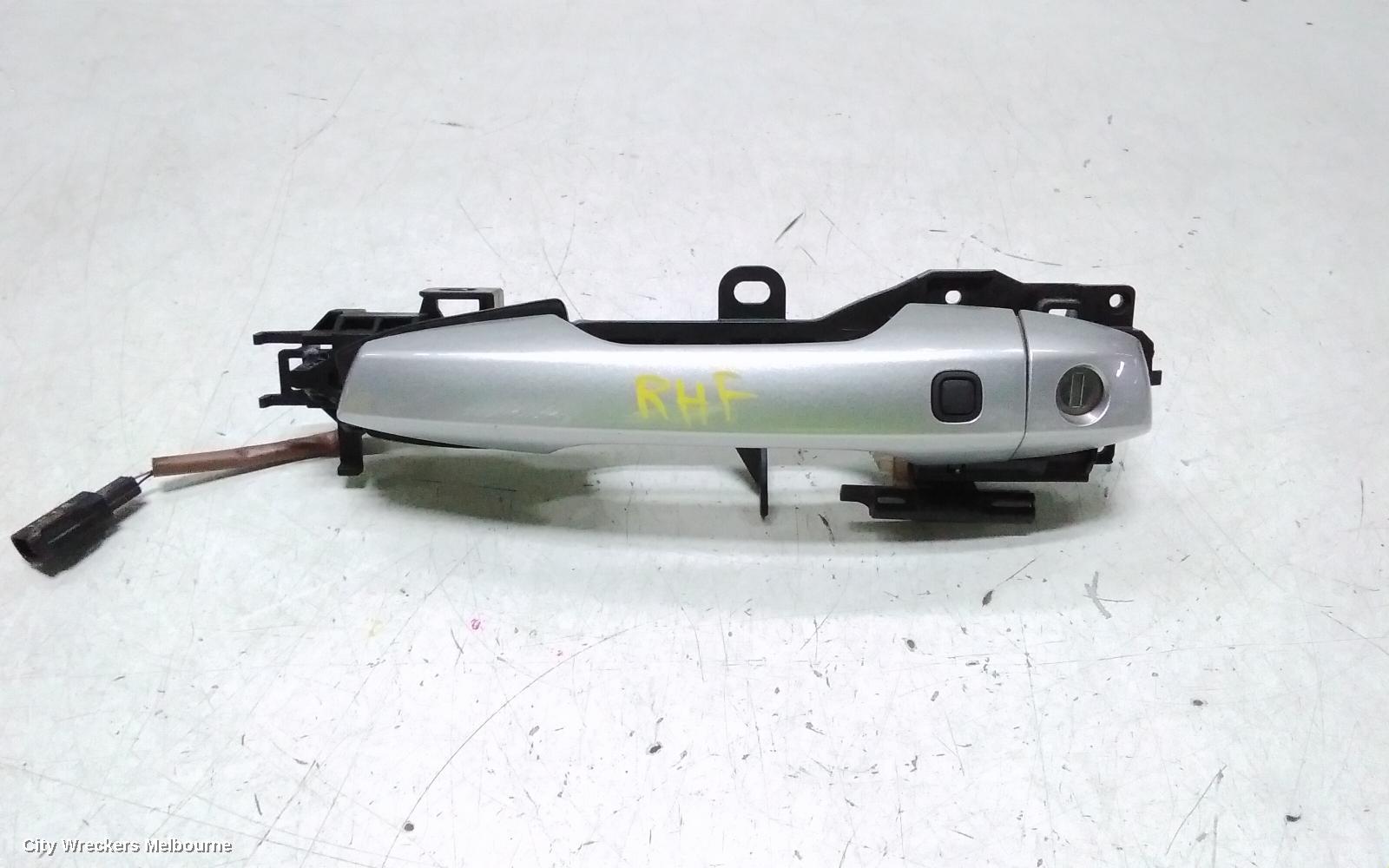 MITSUBISHI OUTLANDER DOOR HANDLE, RH FRONT, OUTER, W/ KEYLESS TYPE, ZM, 08/2021 ONWARDS