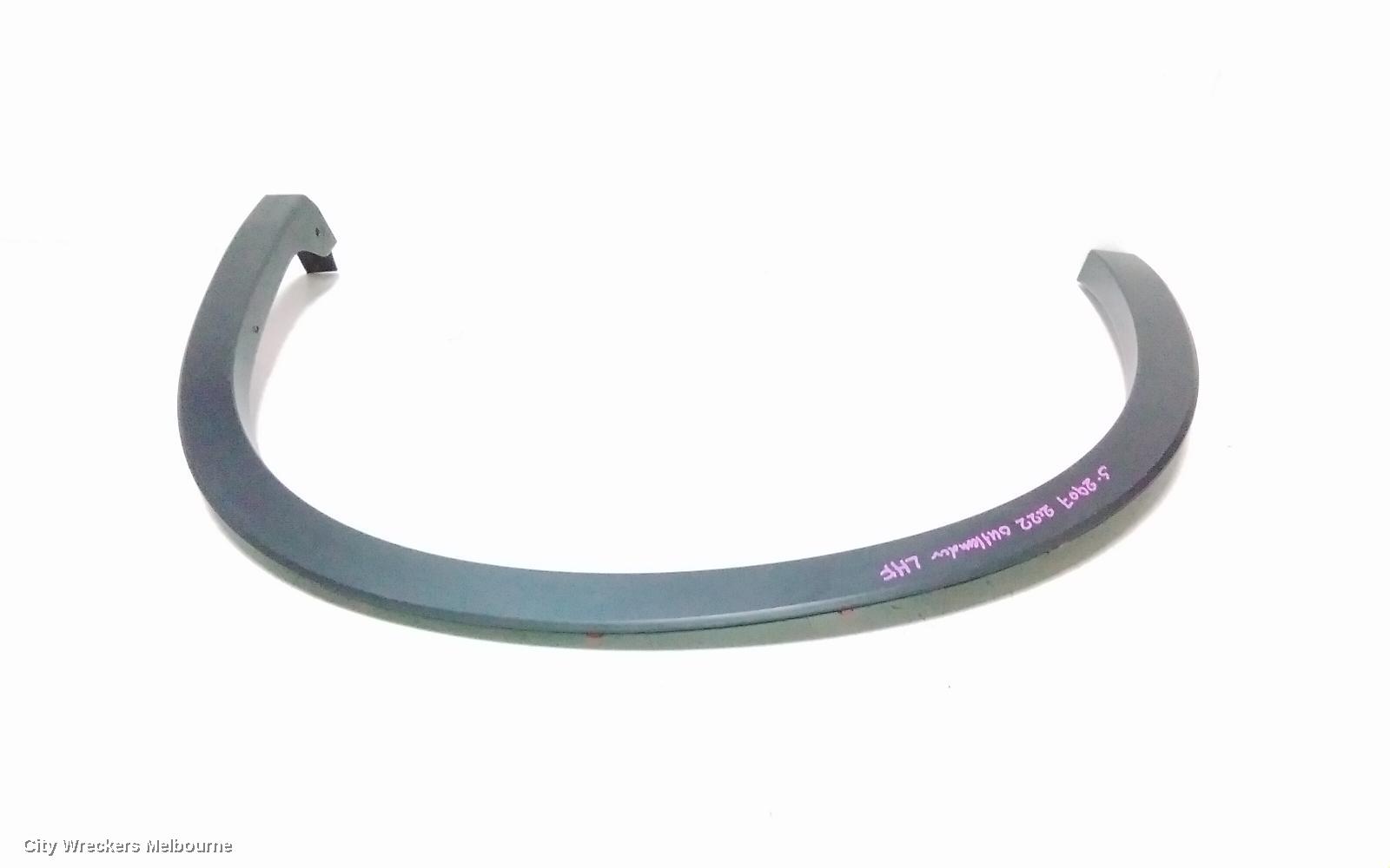 MITSUBISHI OUTLANDER WHEEL ARCH FLARE, ZM, LH FRONT, 08/2021 ONWARDS