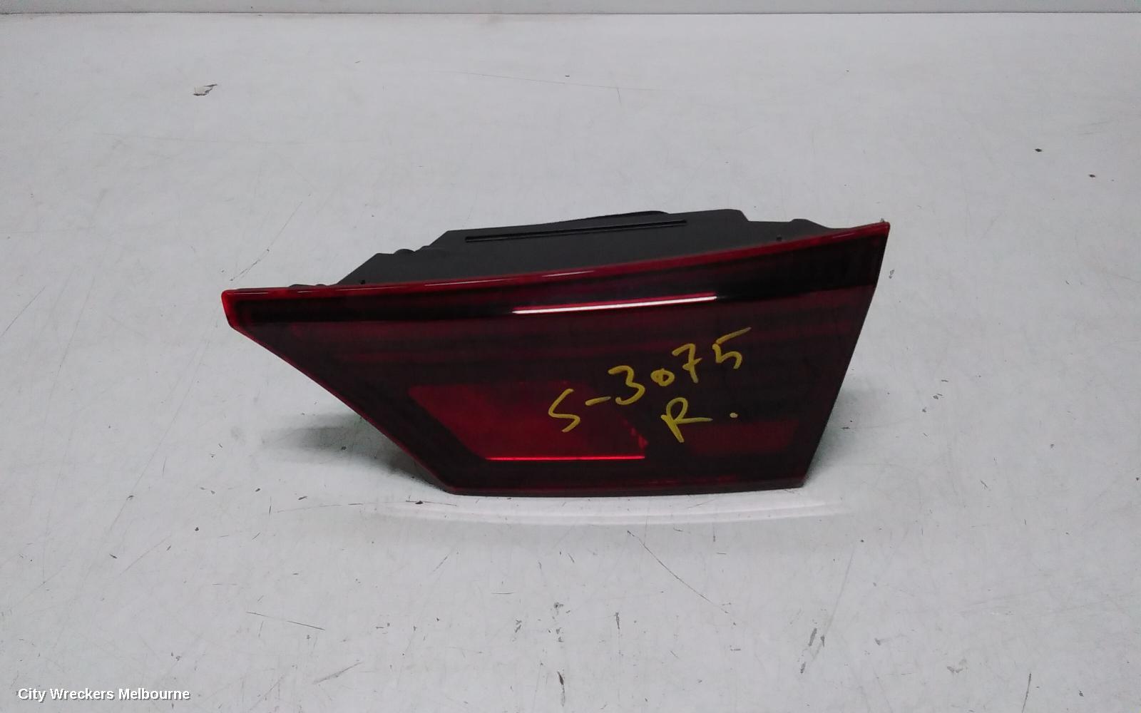KIA CERATO REAR GARNISH, BOOTLID LAMP (RH SIDE), BD, SEDAN, NON LED TYPE, 04/2018 - 09/2024