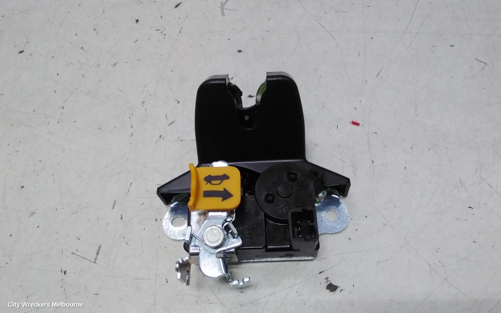 KIA CERATO DOOR/BOOT/GATE LOCK, BOOTLID LOCK, BD, SEDAN, 04/2018 - 09/2024