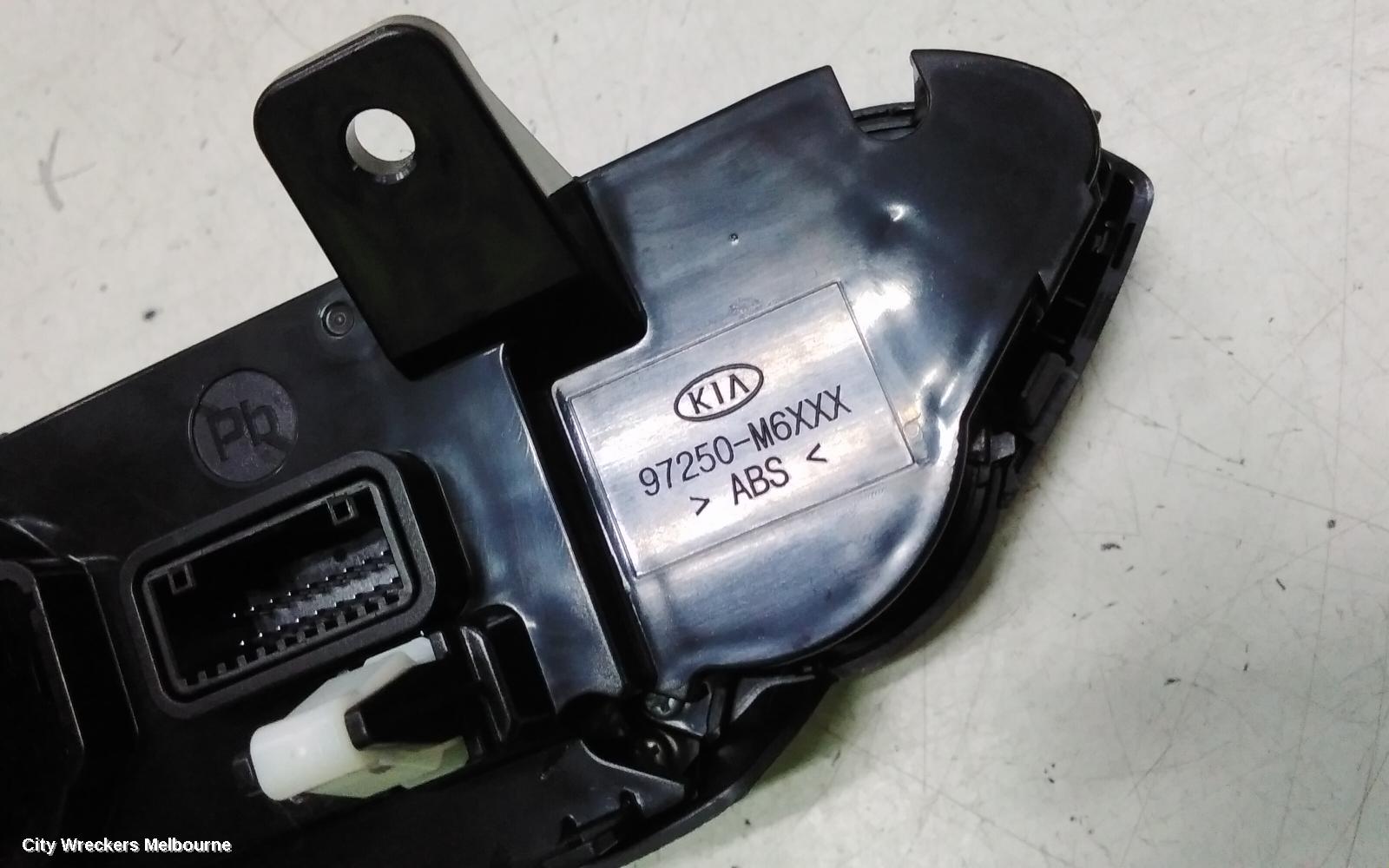 KIA CERATO HEATER/AC CONTROLS, NON CLIMATE CONTROL TYPE, BD, 04/2018 - 09/2024