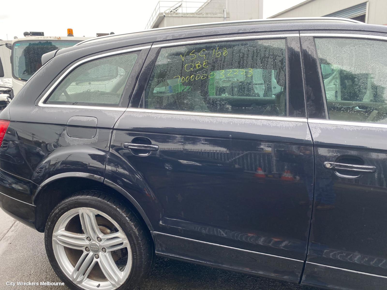 AUDI Q7 RIGHT REAR DOOR, 4L, 09/2006 - 08/2015