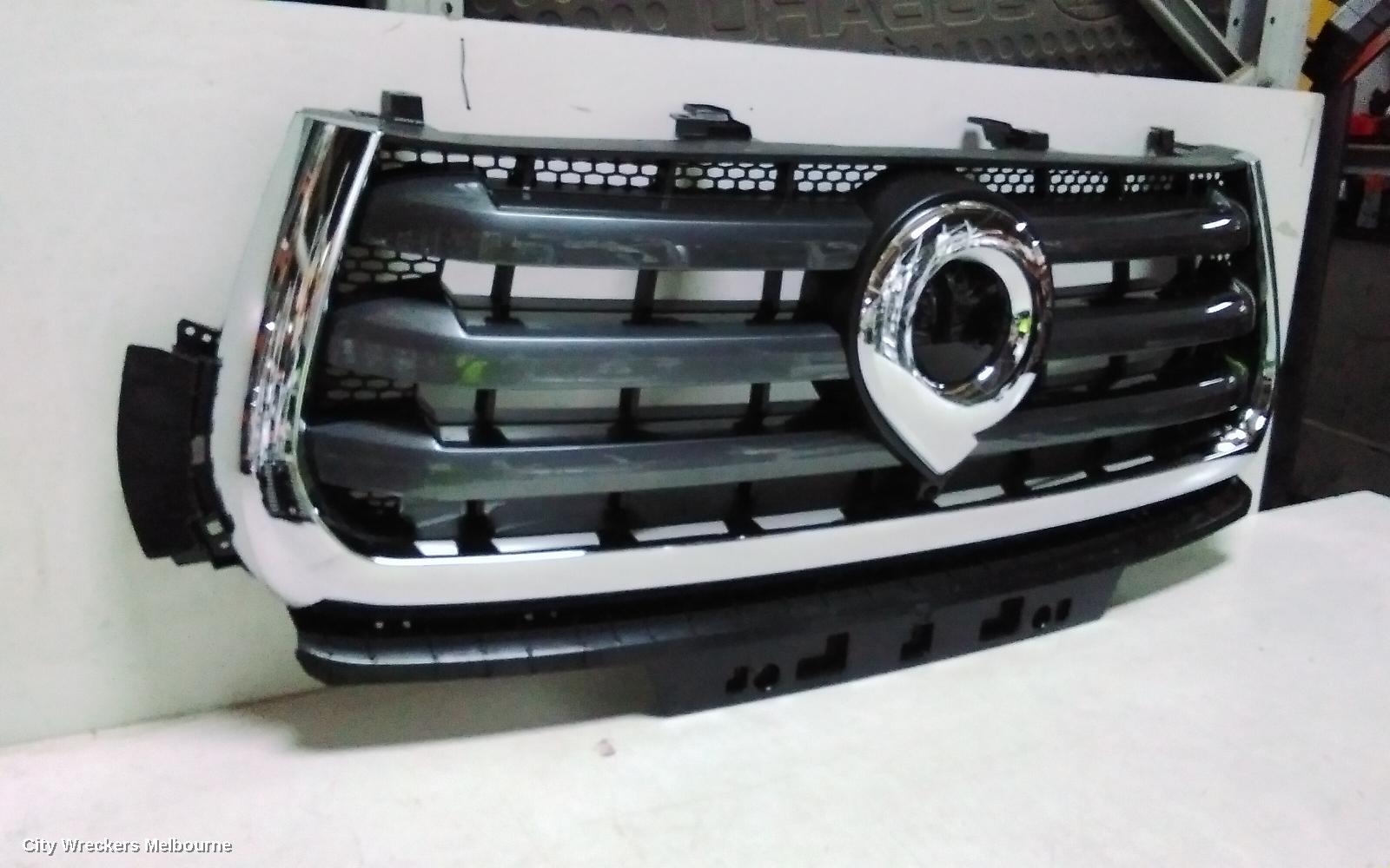 GREAT WALL CANNON UTE GRILLE, NPW, RADIATOR GRILLE, W/ 3 STRIPES TYPE, GREY, 09/2020 - 10/2024