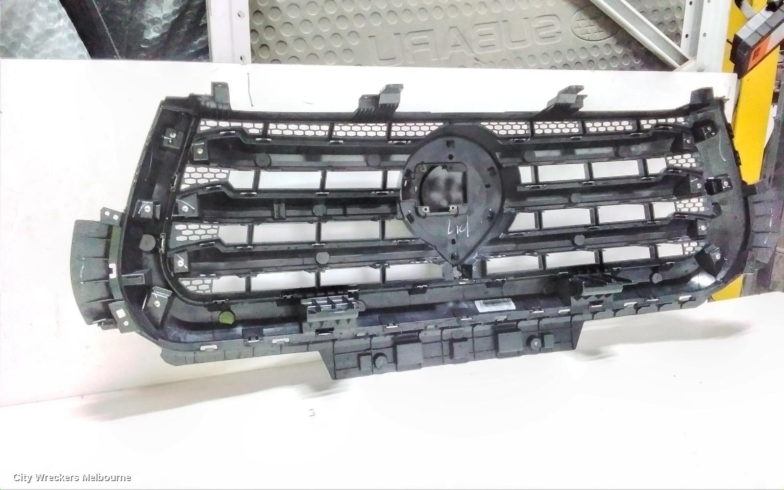 GREAT WALL CANNON UTE GRILLE, NPW, RADIATOR GRILLE, W/ 3 STRIPES TYPE, GREY, 09/2020 - 10/2024