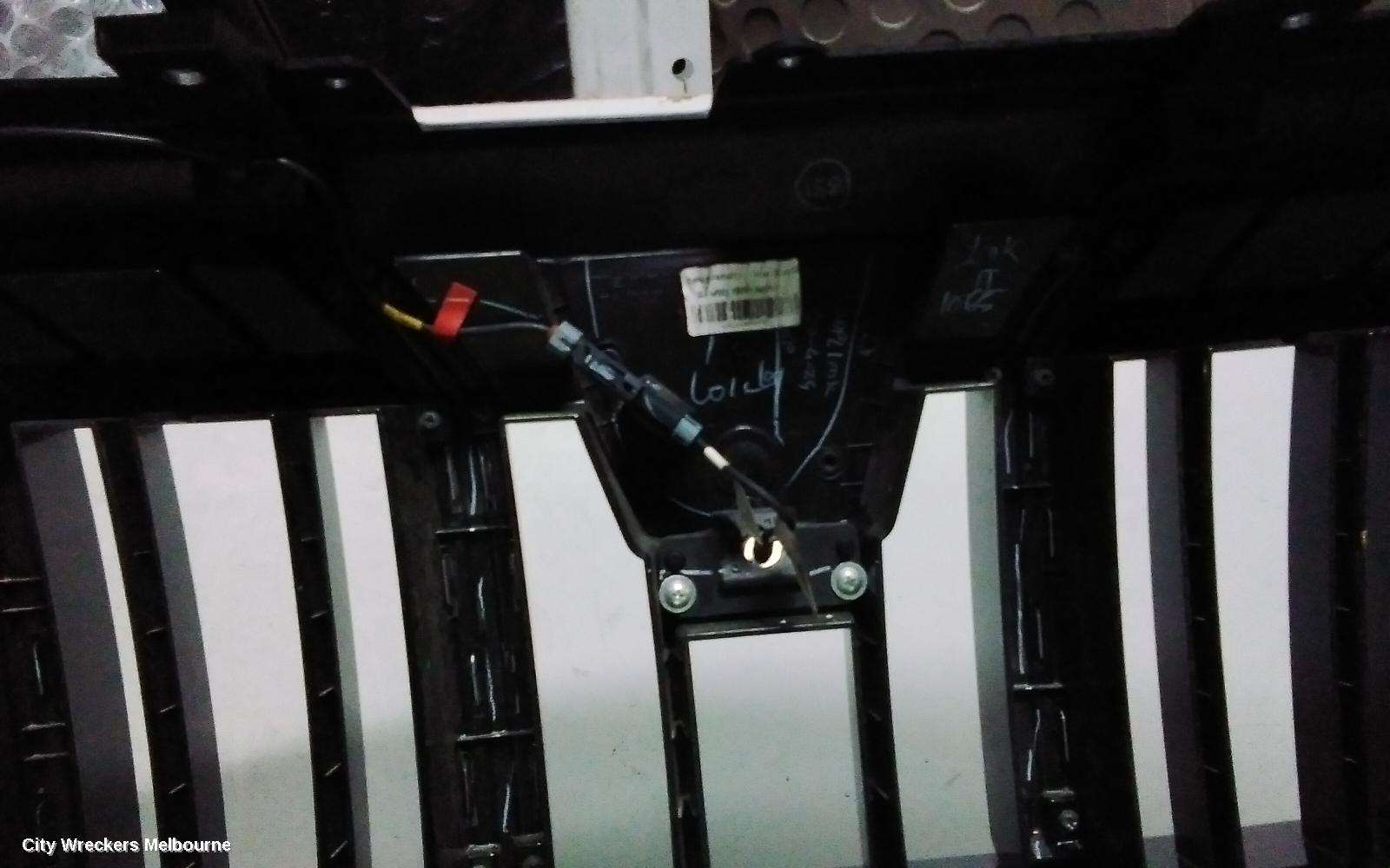 MAHINDRA XUV700 FRONT BUMPER, W601, BUMPER BAR, 01/2023 ONWARDS