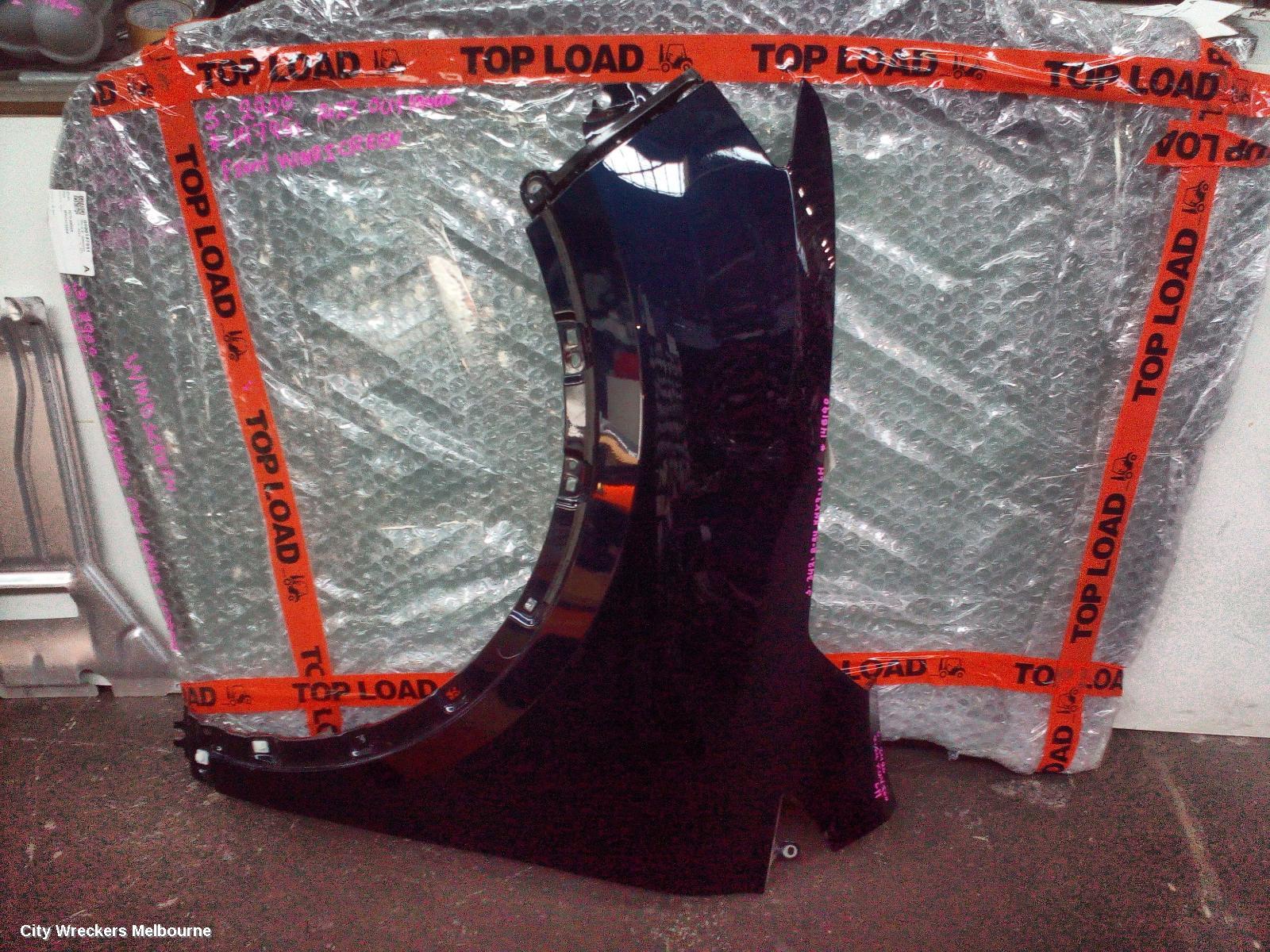 MAHINDRA XUV700 LEFT GUARD, W601, 01/2023 ONWARDS