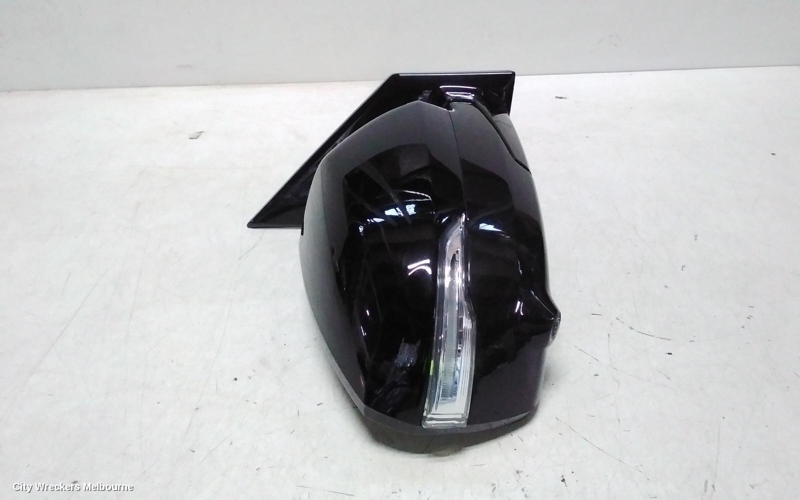 MAHINDRA XUV700 RIGHT DOOR MIRROR, W601, W/ CAMERA TYPE, COLOUR CODED, 01/2023 ONWARDS