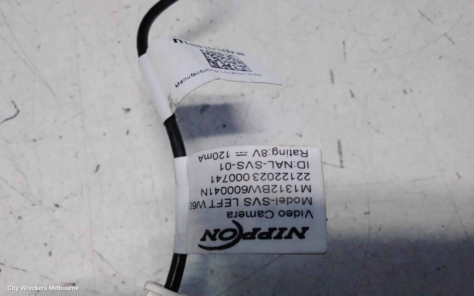MAHINDRA XUV700 LEFT DOOR MIRROR, W601, W/ CAMERA TYPE, COLOUR CODED, 01/2023 ONWARDS