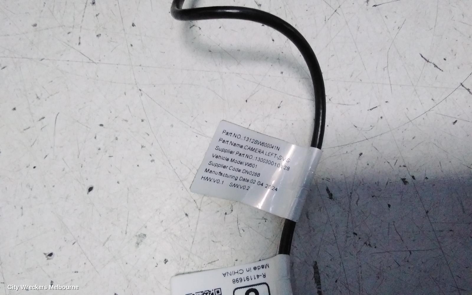 MAHINDRA XUV700 LEFT DOOR MIRROR, W601, W/ CAMERA TYPE, COLOUR CODED, 01/2023 ONWARDS