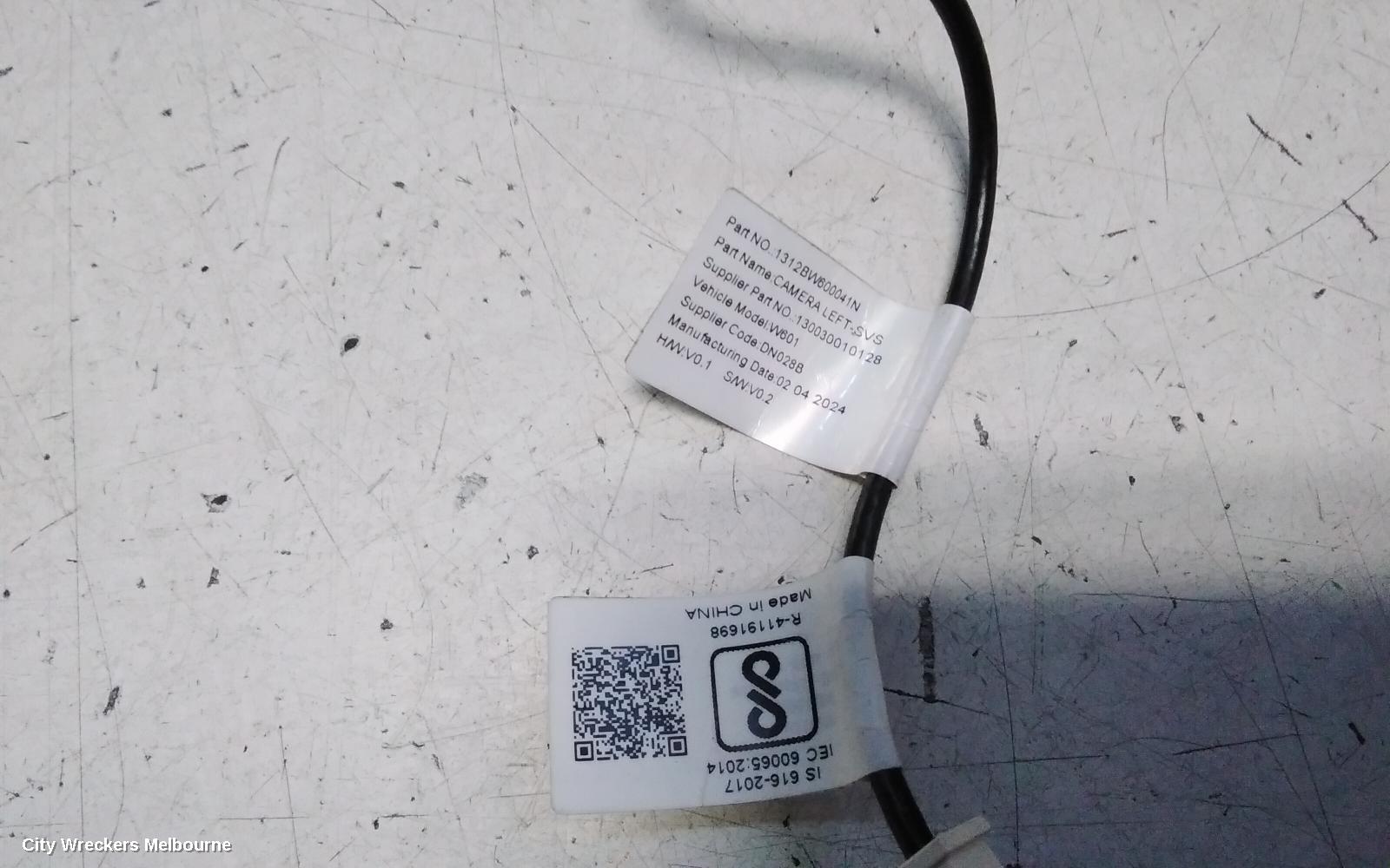 MAHINDRA XUV700 LEFT DOOR MIRROR, W601, W/ CAMERA TYPE, COLOUR CODED, 01/2023 ONWARDS