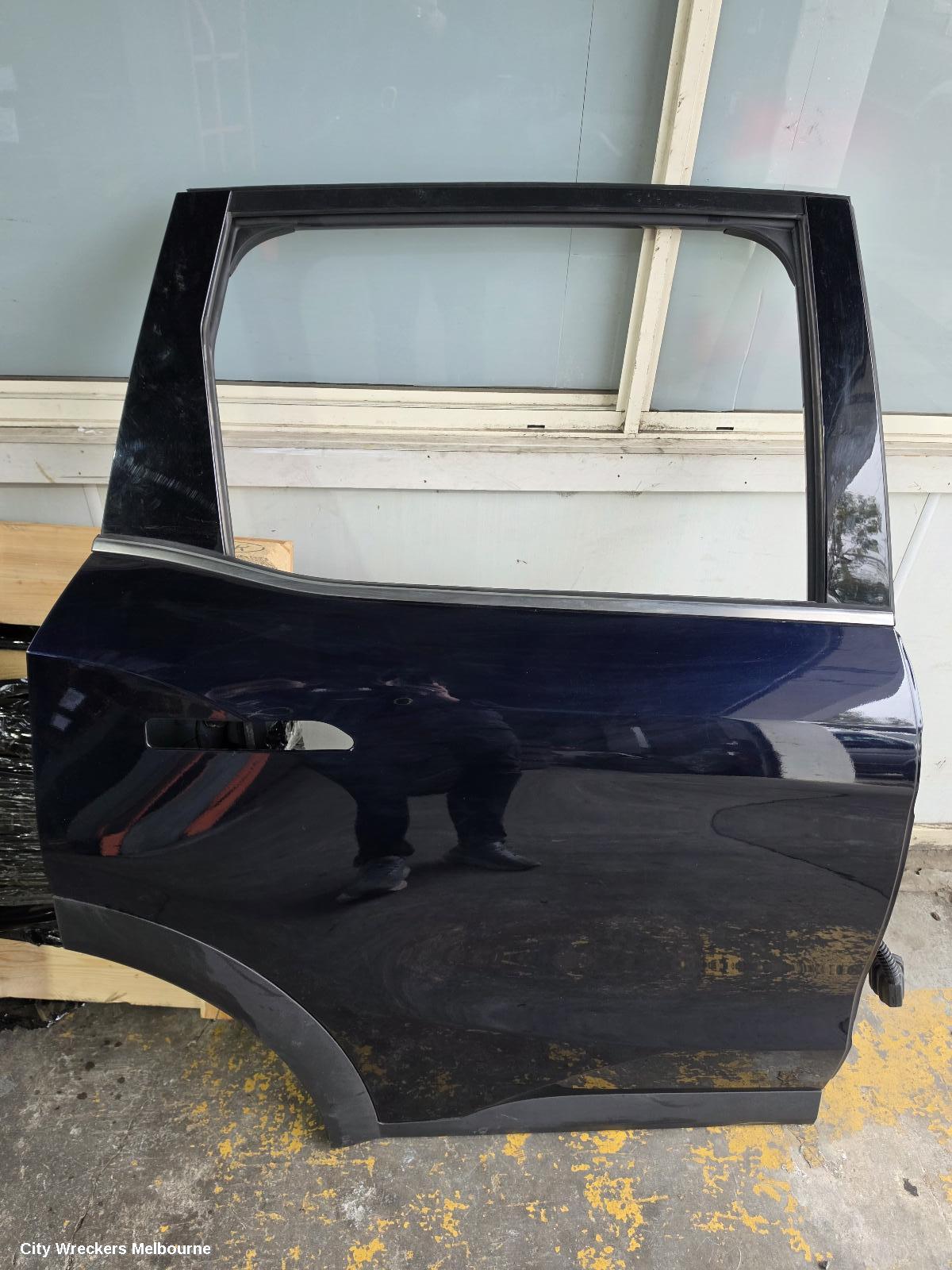 MAHINDRA XUV700 RIGHT REAR DOOR, W601, 01/2023 ONWARDS