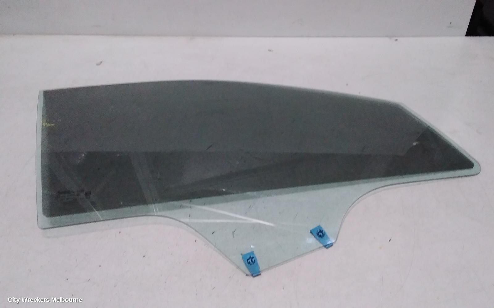 MAHINDRA XUV700 RIGHT FRONT DOOR WINDOW, W601, 01/2023 ONWARDS