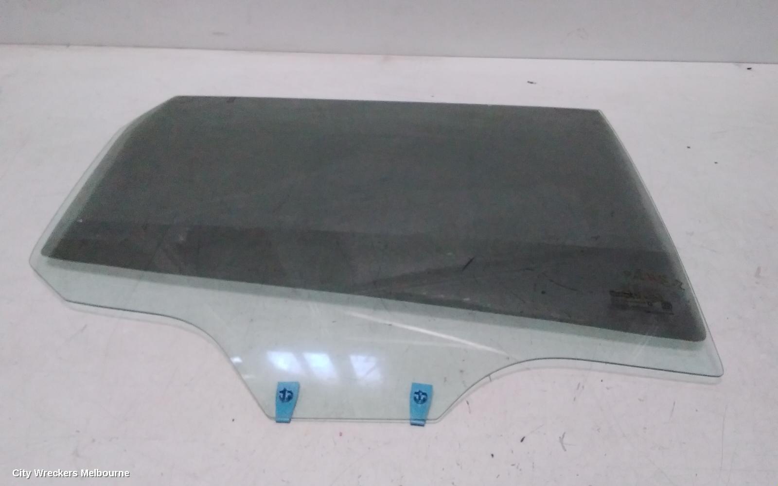 MAHINDRA XUV700 RIGHT REAR DOOR WINDOW, W601, 01/2023 ONWARDS