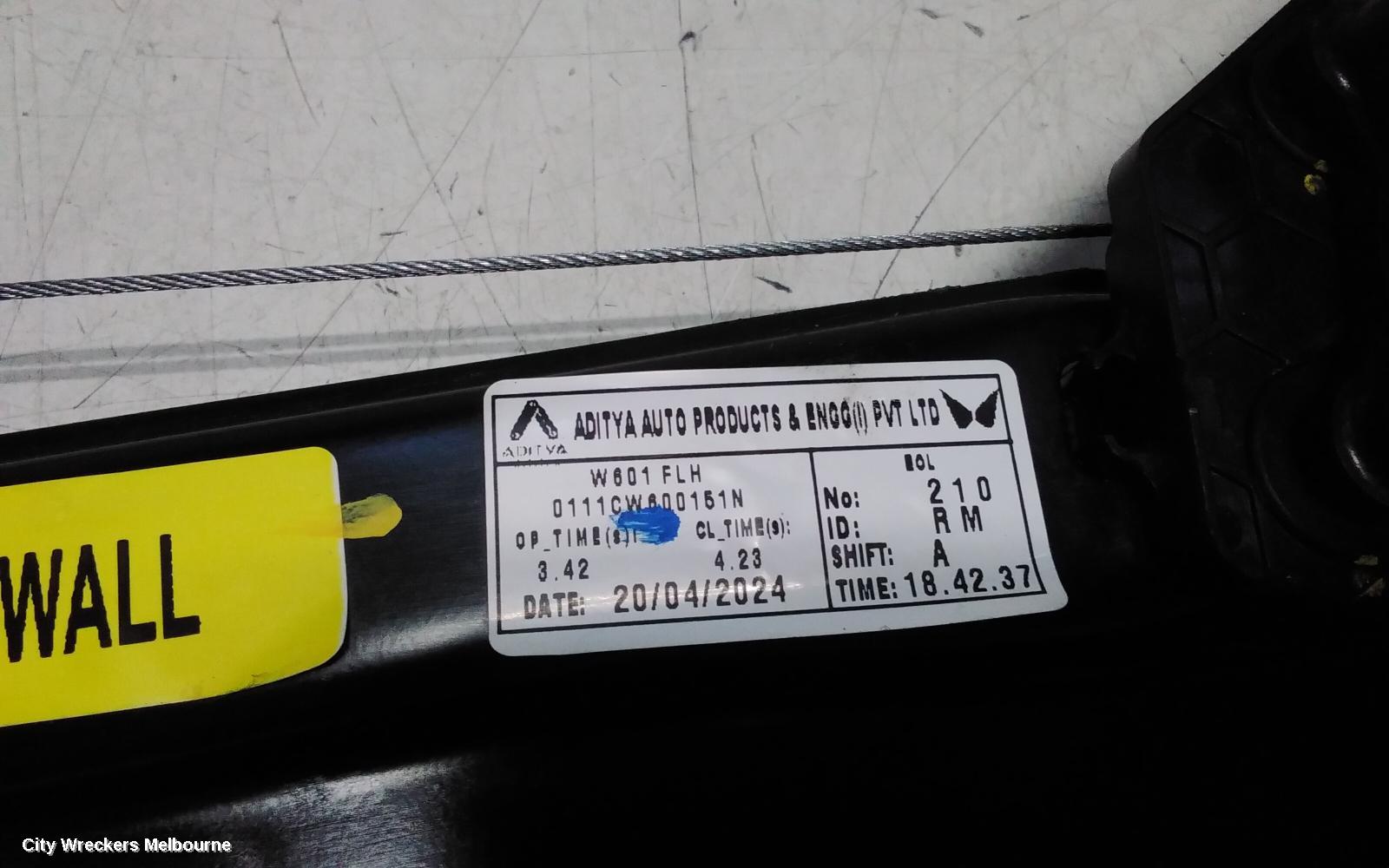 MAHINDRA XUV700 LEFT FRONT WINDOW REG/MOTOR, W601, 01/2023 ONWARDS