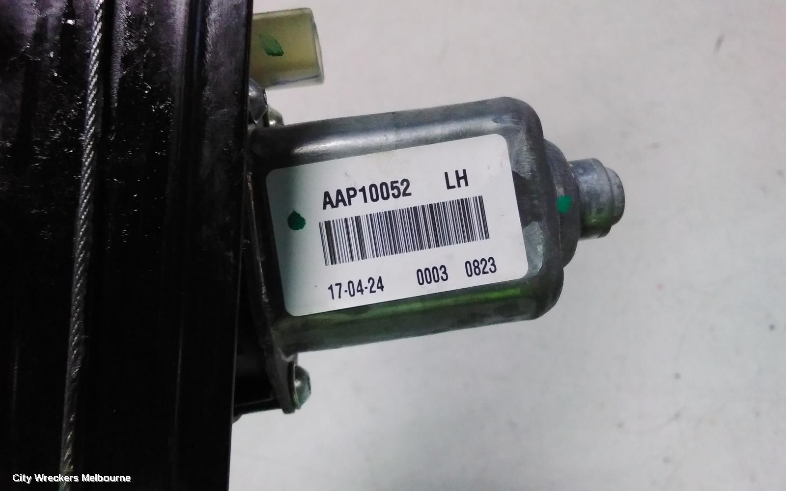MAHINDRA XUV700 LEFT FRONT WINDOW REG/MOTOR, W601, 01/2023 ONWARDS