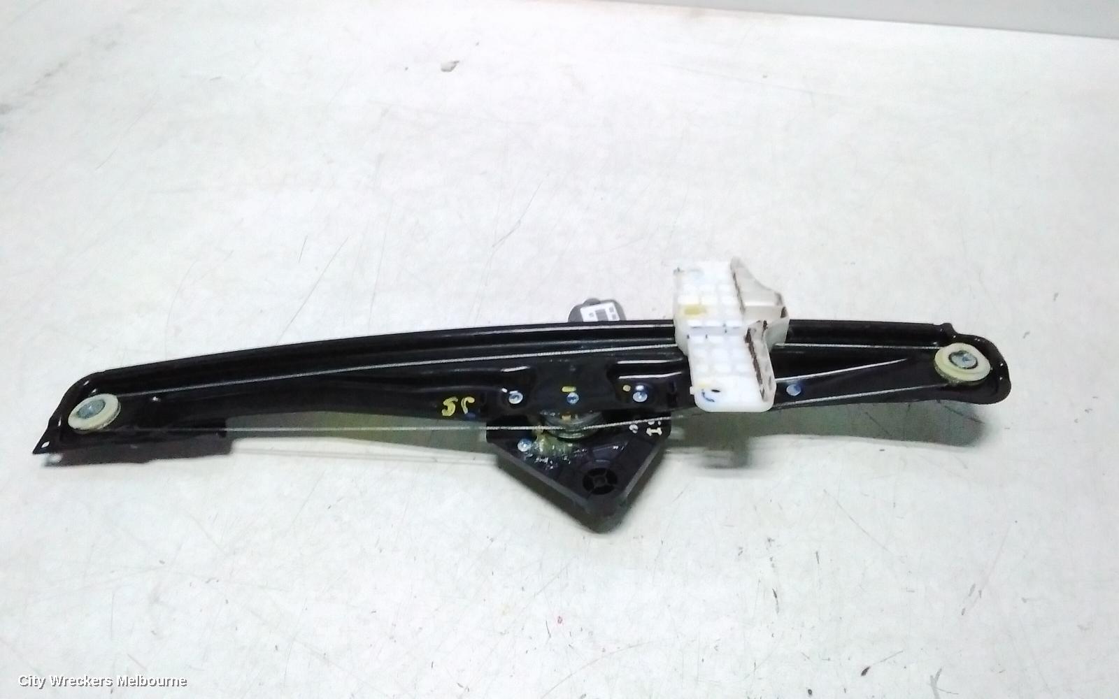 MAHINDRA XUV700 LEFT FRONT WINDOW REG/MOTOR, W601, 01/2023 ONWARDS