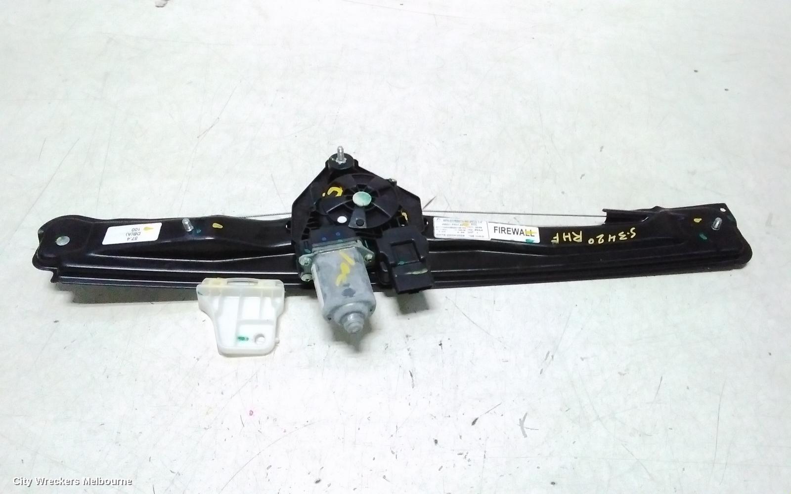 MAHINDRA XUV700 RIGHT FRONT WINDOW REG/MOTOR, W601, 01/2023 ONWARDS