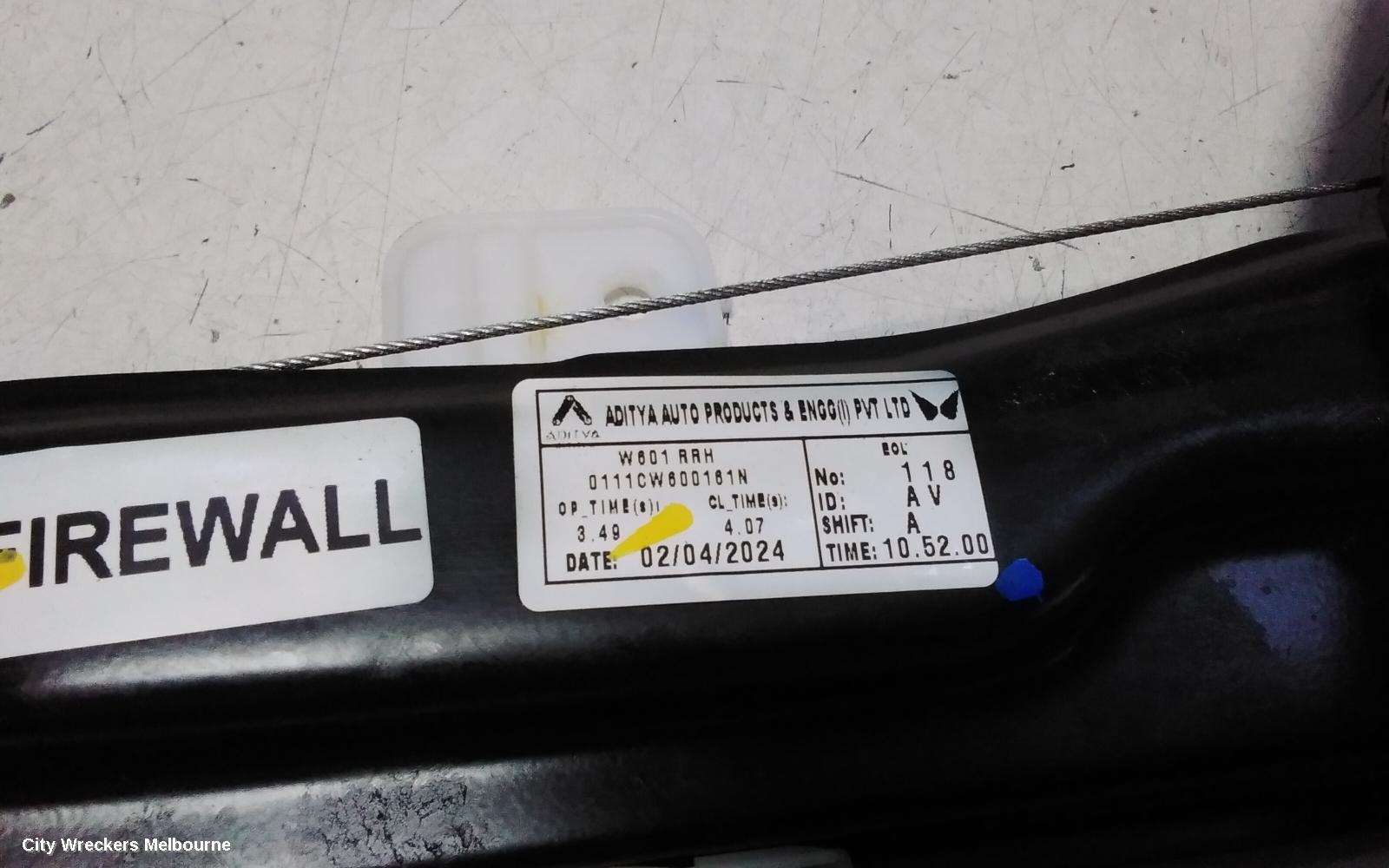 MAHINDRA XUV700 RIGHT REAR WND REG/MOTOR, W601, 01/2023 ONWARDS