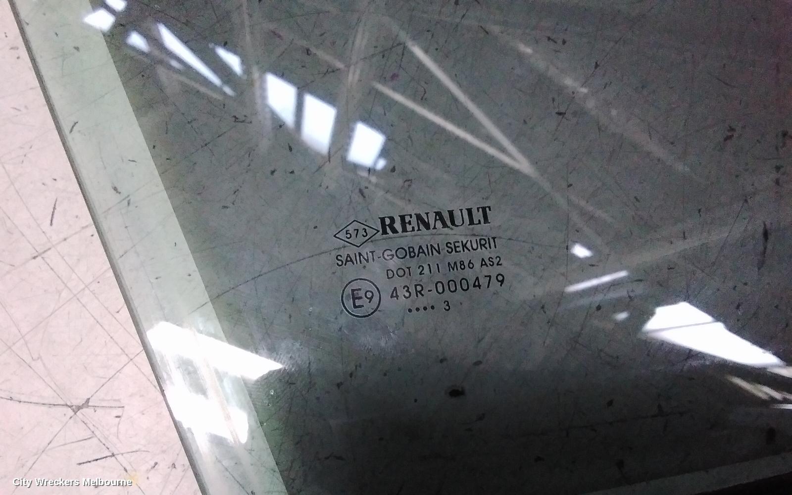 RENAULT MEGANE RIGHT FRONT DOOR WINDOW, X32/X95, 09/2010 - 05/2016