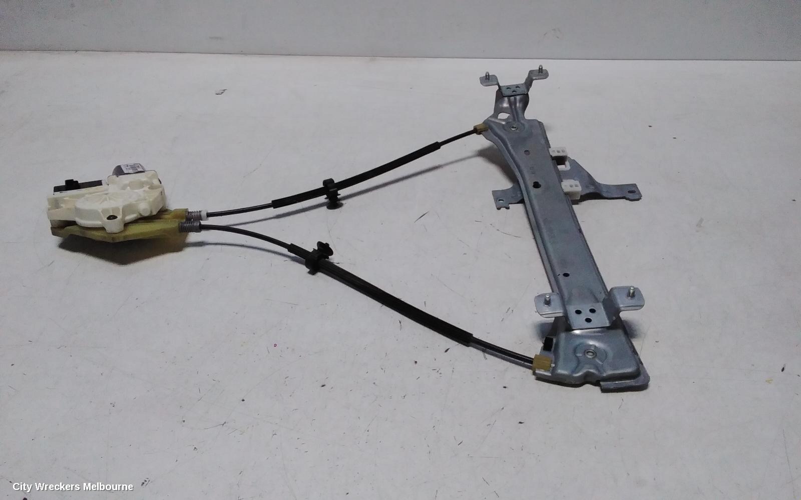 RENAULT MEGANE RIGHT REAR WND REG/MOTOR, X32/B95, 5DR HATCH, 09/2010 - 05/2016