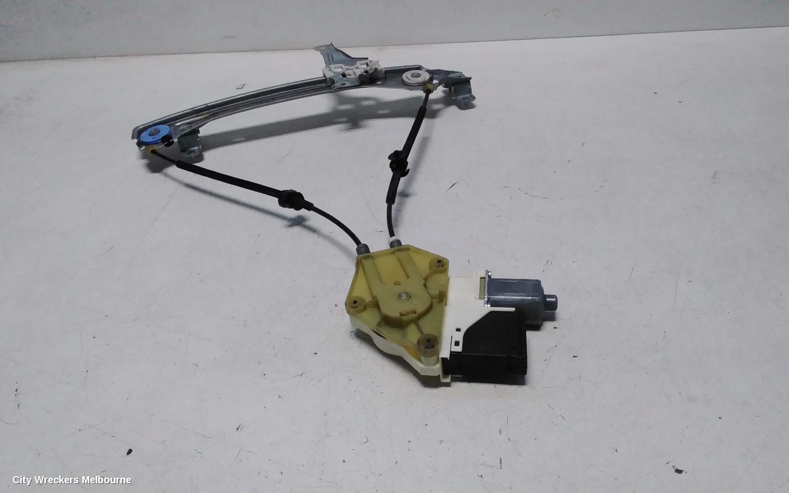 RENAULT MEGANE RIGHT REAR WND REG/MOTOR, X32/B95, 5DR HATCH, 09/2010 - 05/2016