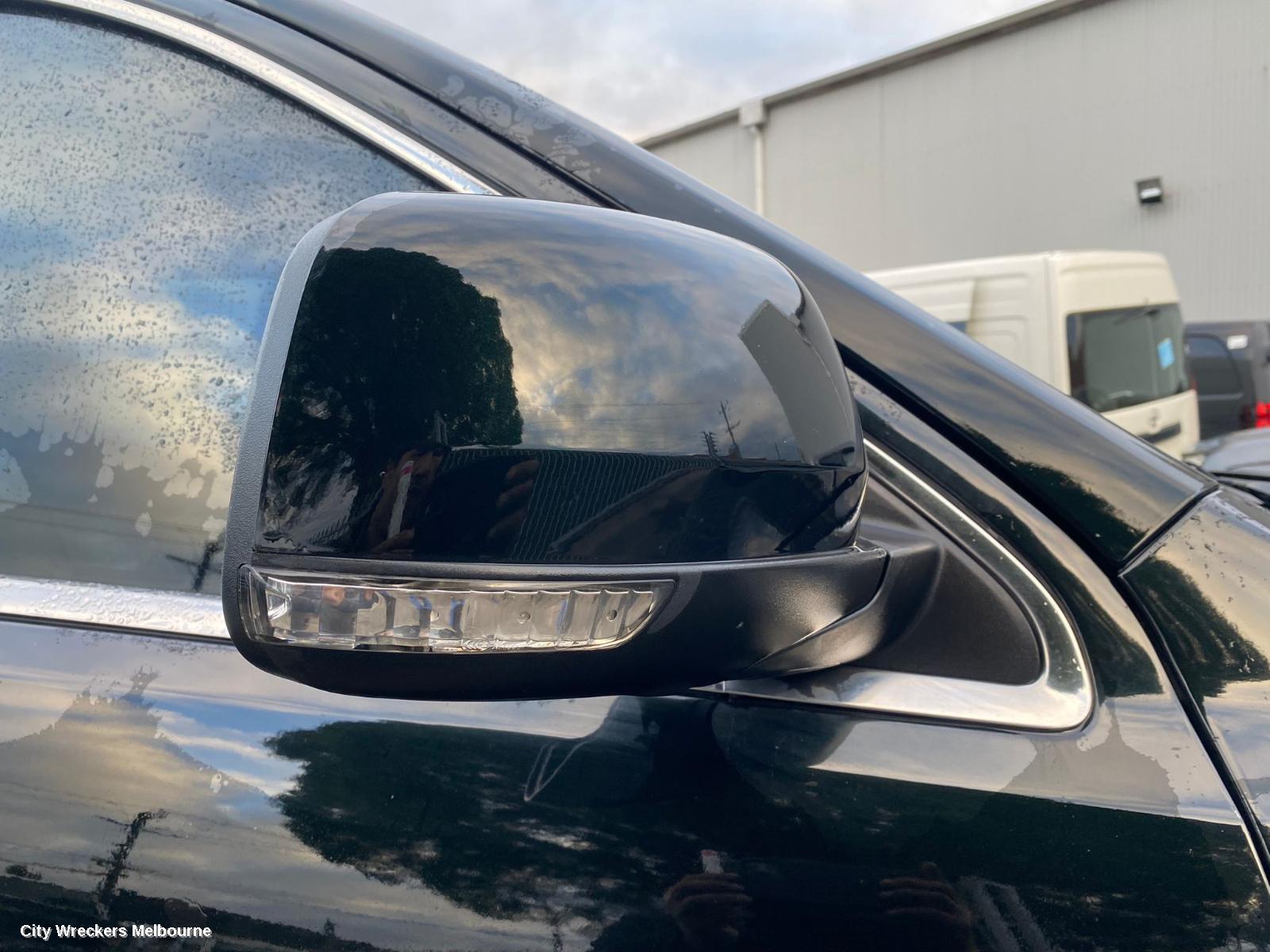 JEEP GRANDCHEROKEE RIGHT FRONT DOOR, WK, NON MOULD TYPE, 10/2010 - 02/2022
