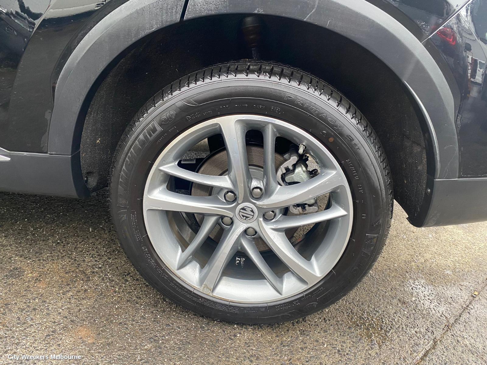 MG HS LEFT FRONT DOOR, SAS23, 09/2019 ONWARDS