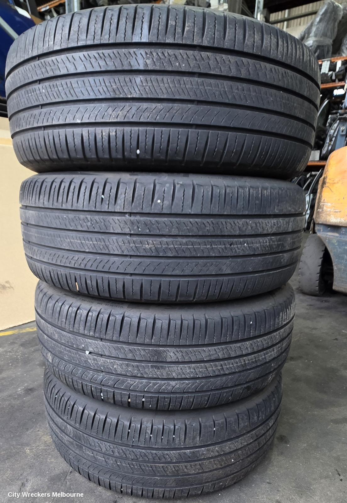 HYUNDAI SANTA FE WHEEL MAG, FACTORY, 20X8.5IN, MULTISPOKE, TM, 10/2020 - 10/2023