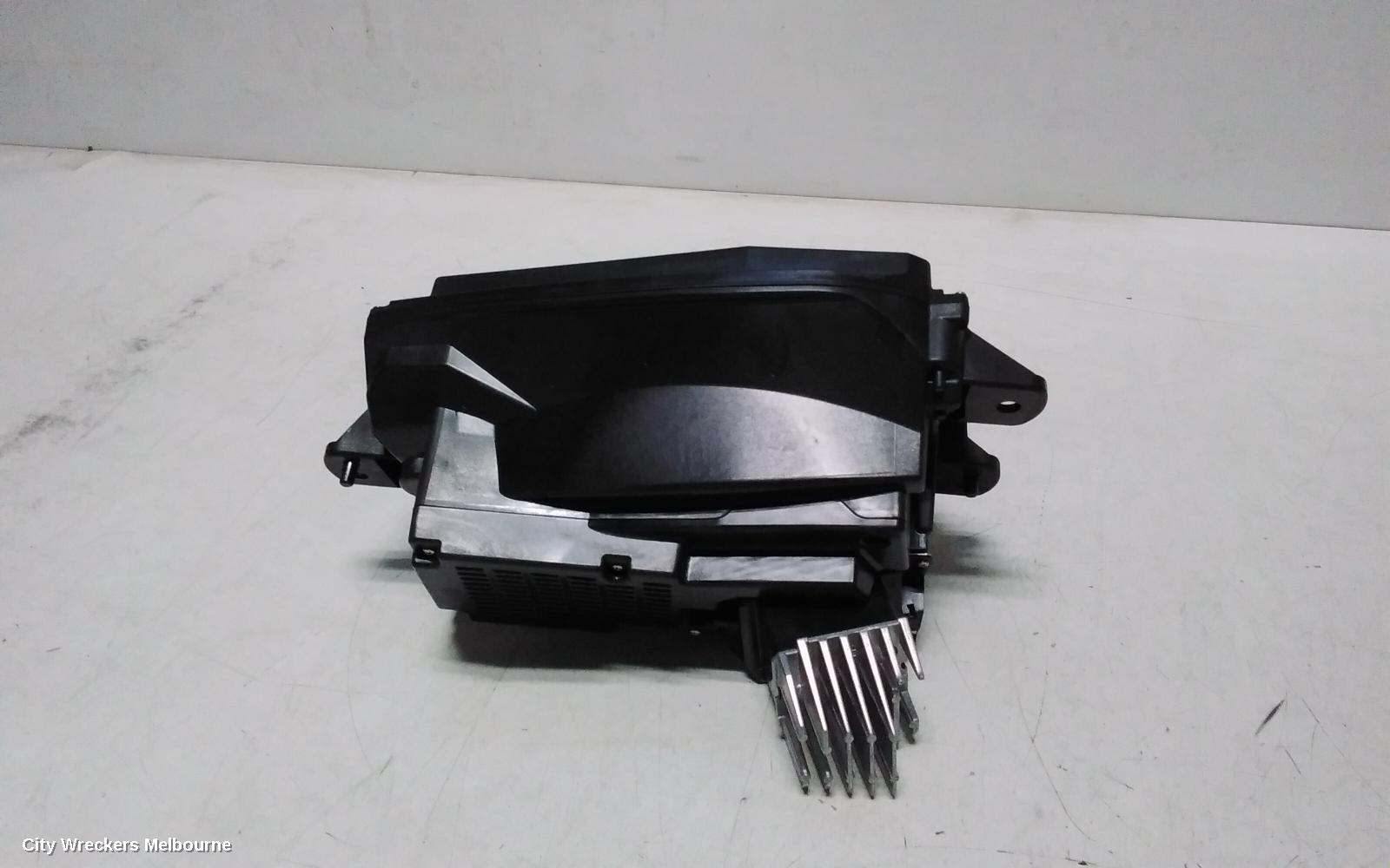 MITSUBISHI OUTLANDER INSTRUMENT CLUSTER, HEAD UP DISPLAY, ZM, 08/2021 ONWARDS