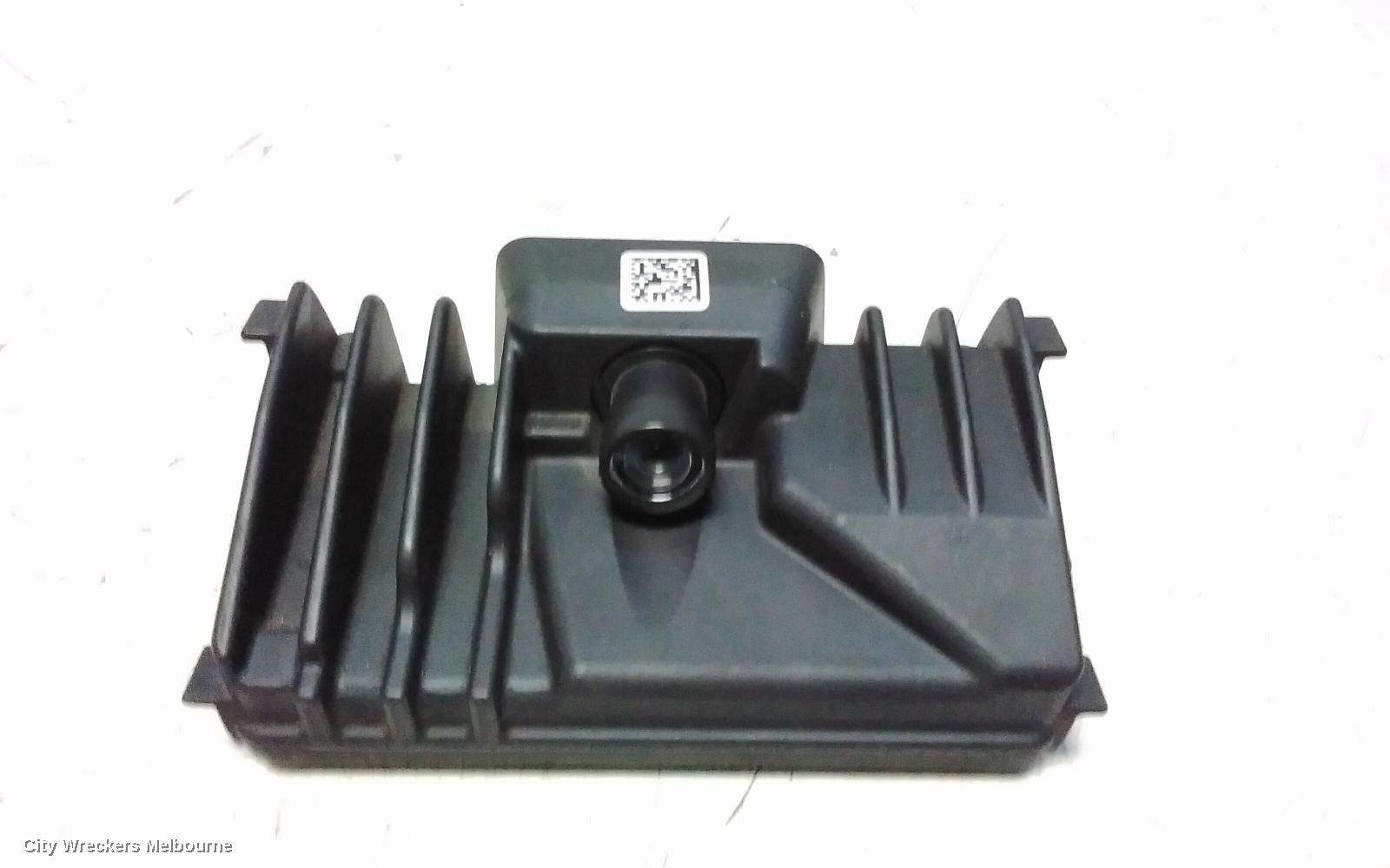 MITSUBISHI OUTLANDER REVERSE CAMERA, FRONT CAMERA (WINDSCREEN MOUNTED), P/N A014U761, ZM, 08/2021 - 03/2025