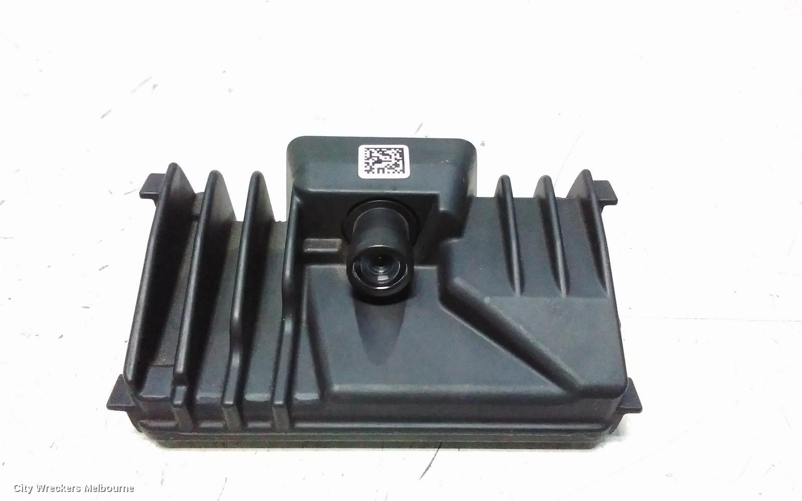 MITSUBISHI OUTLANDER REVERSE CAMERA, FRONT CAMERA (WINDSCREEN MOUNTED), P/N A014U761, ZM, 08/2021 - 03/2025