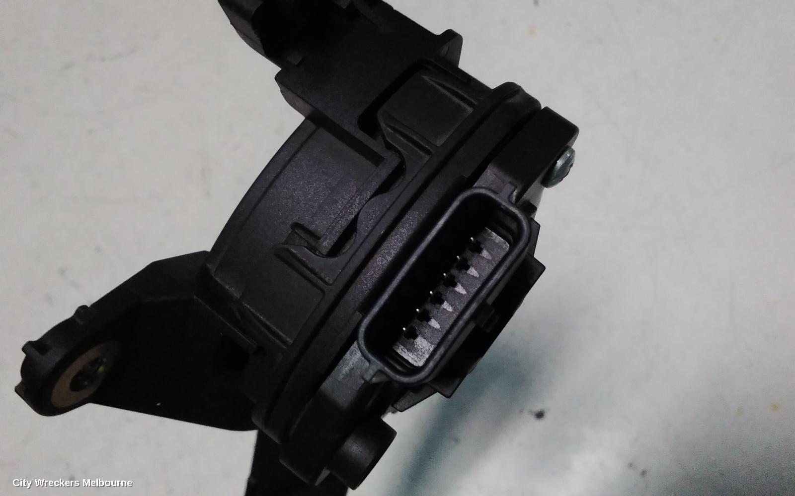 MITSUBISHI OUTLANDER PEDAL ASSEMBLY, ZM, 08/2021 ONWARDS