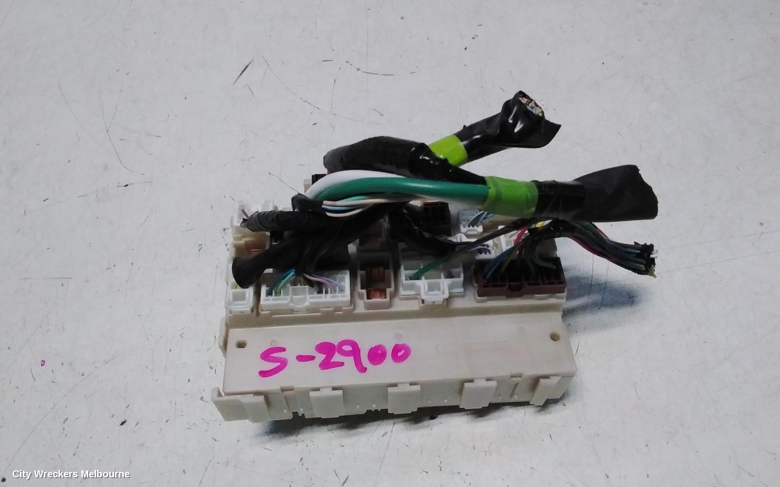 MITSUBISHI OUTLANDER FUSE BOX, ZM, UNDER DASH, 08/2021 ONWARDS