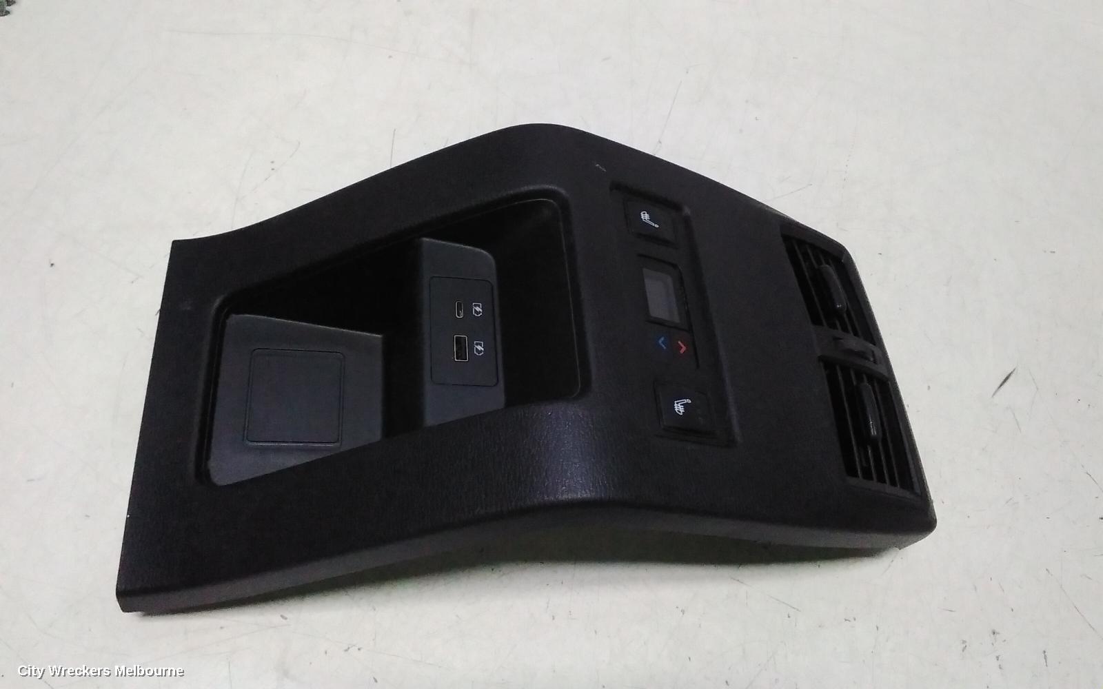 MITSUBISHI OUTLANDER, ZM, 08/2021 ONWARDS, REAR CONSOL AIRVENT WITH REAR SEAT WARMER SWITCH: 147943